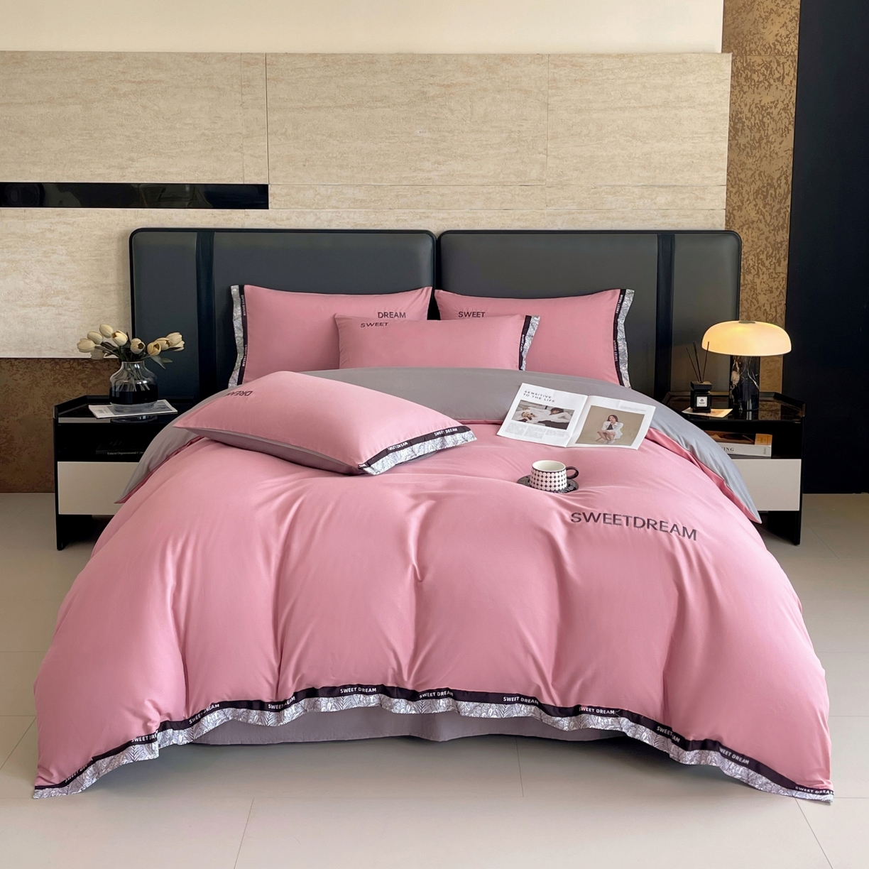 91家纺网 家纺一手货源 找家纺 大麦乐田 2025新款法式轻奢碳素刺绣磨毛四件套-北欧风情 北欧风情 红粉