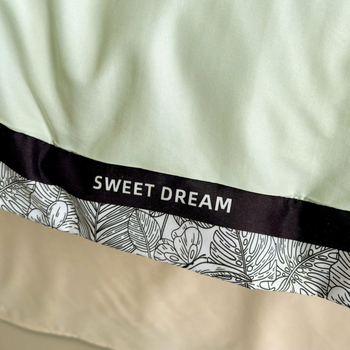 91家纺网 家纺一手货源 找家纺 大麦乐田 2025新款法式轻奢碳素刺绣磨毛四件套-北欧风情 北欧风情 浅绿