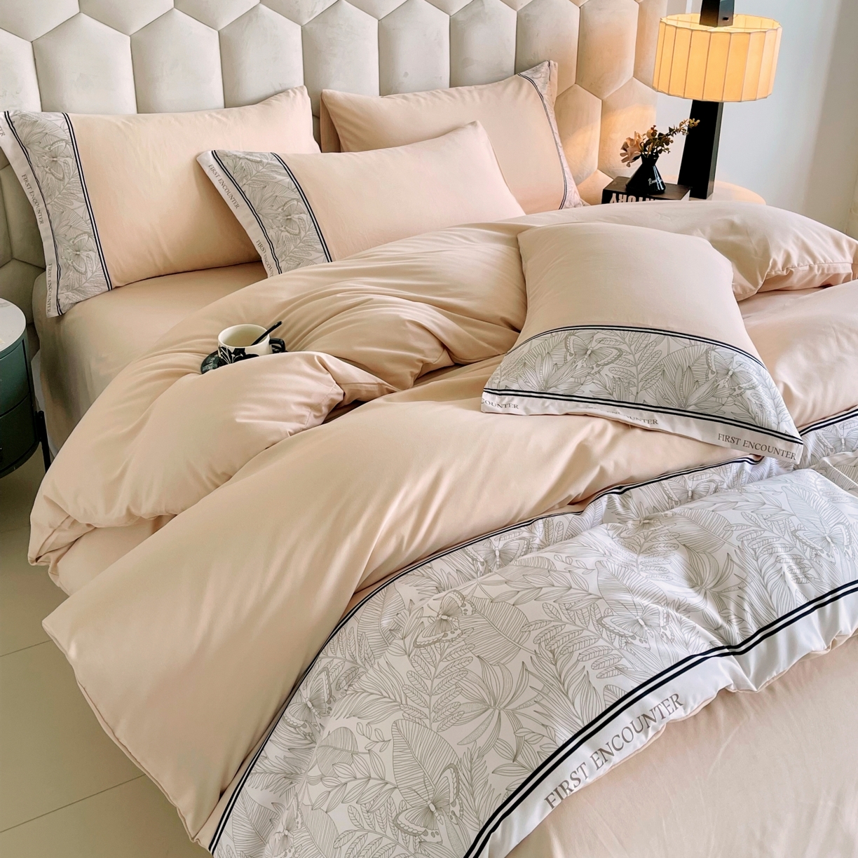 大麦乐田 2025新款法式轻奢碳素磨毛四件套-卡琳娜系列 卡琳娜 小熊咖