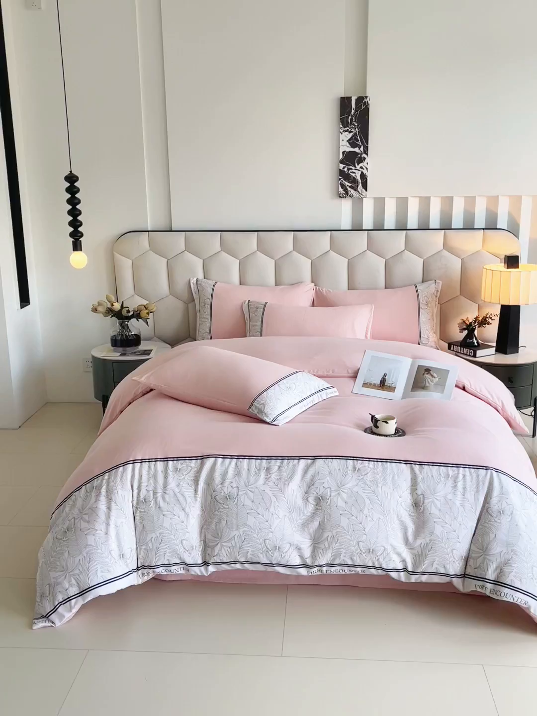 91家纺网 家纺一手货源 找家纺 大麦乐田 2025新款法式轻奢碳素磨毛四件套-卡琳娜系列 卡琳娜 粉玉