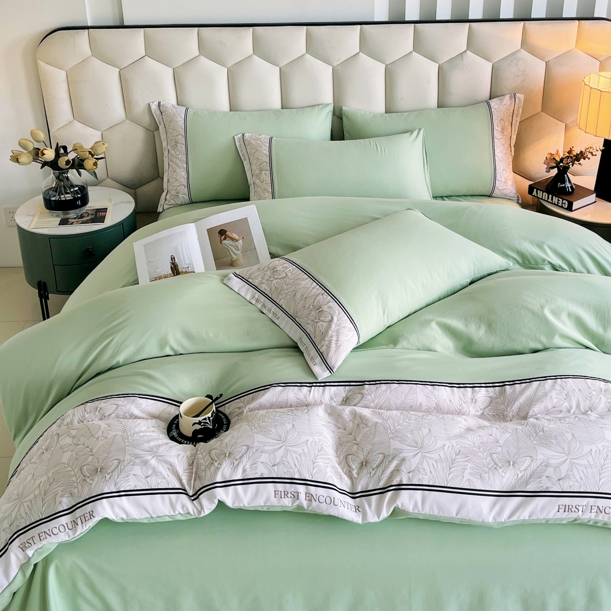 91家纺网 家纺一手货源 找家纺 大麦乐田 2025新款法式轻奢碳素磨毛四件套-卡琳娜系列 卡琳娜 奶茶绿