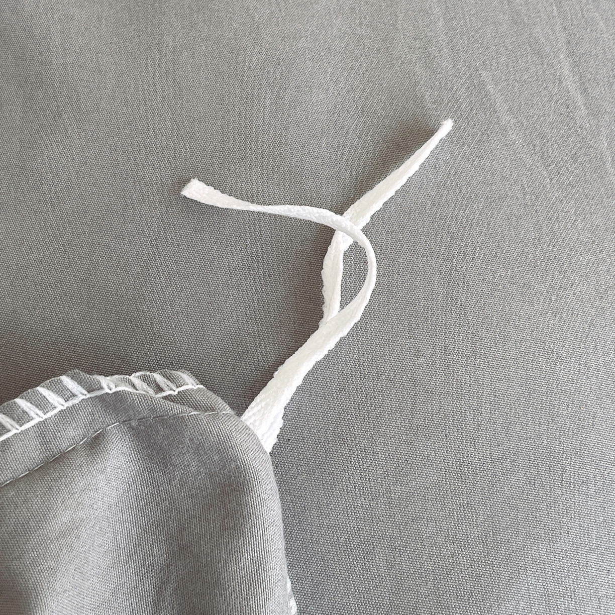 91家纺网 家纺一手货源 找家纺 大麦乐田 2025新款四季亲肤磨毛立体花刺绣工艺款四件套-花香蝶舞 花香蝶舞-绅士灰