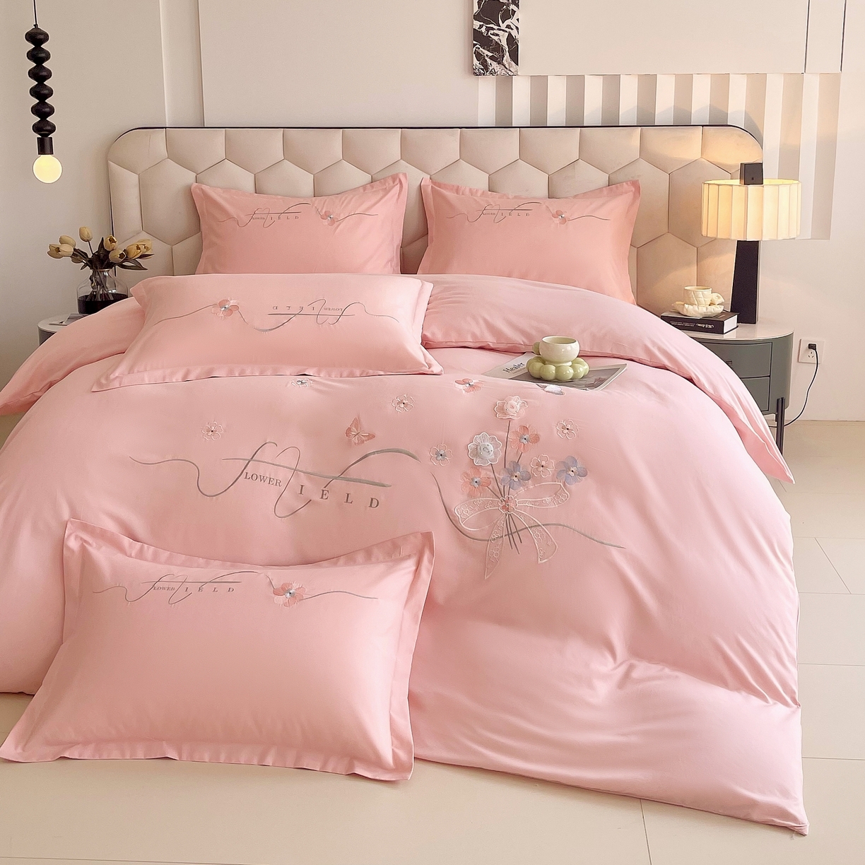 大麦乐田 2025新款四季亲肤磨毛立体花刺绣工艺款四件套-花香蝶舞 花香蝶舞-香粉玉