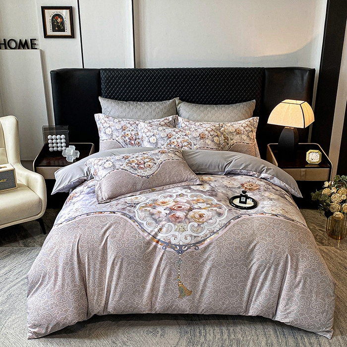 91家纺网 家纺一手货源 找家纺 大麦乐田 2025新款珍珠棉大版印花四件套 境澜-灰