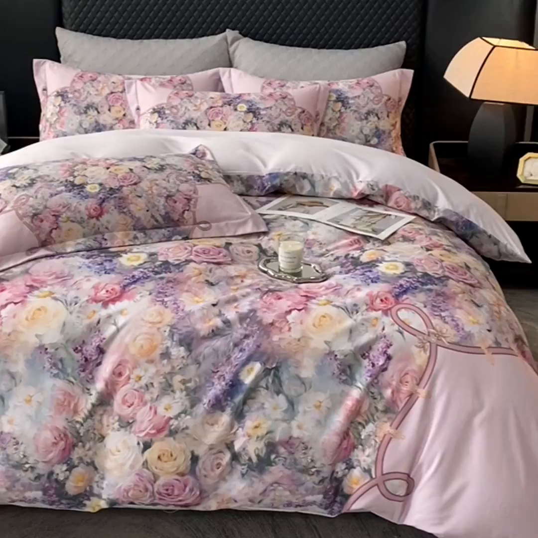 91家纺网 家纺一手货源 找家纺 大麦乐田 2025新款珍珠棉大版印花四件套 梦谷-粉