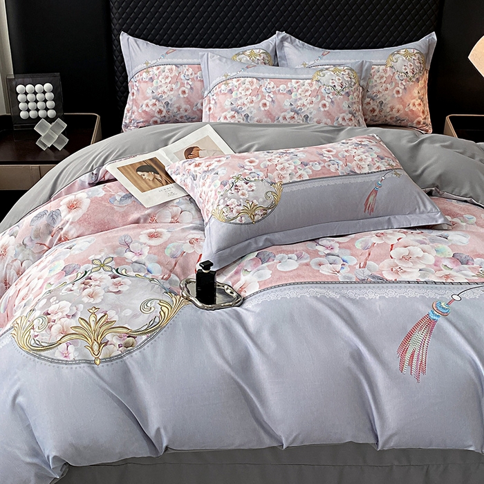 91家纺网 家纺一手货源 找家纺 大麦乐田 2025新款珍珠棉大版印花四件套 若芸-粉