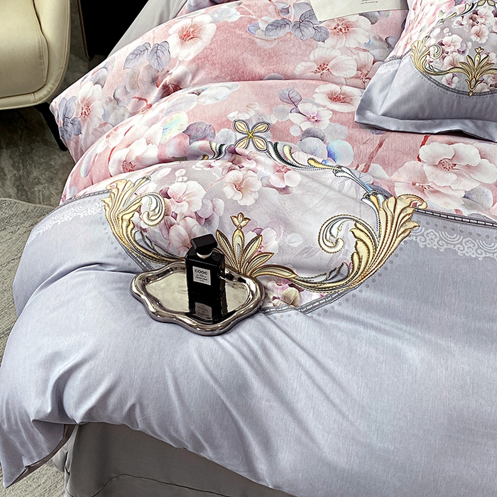 91家纺网 家纺一手货源 找家纺 大麦乐田 2025新款珍珠棉大版印花四件套 若芸-粉