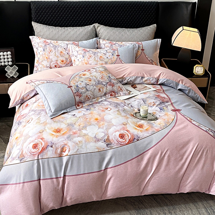 91家纺网 家纺一手货源 找家纺 大麦乐田 2025新款珍珠棉大版印花四件套 花涧-粉