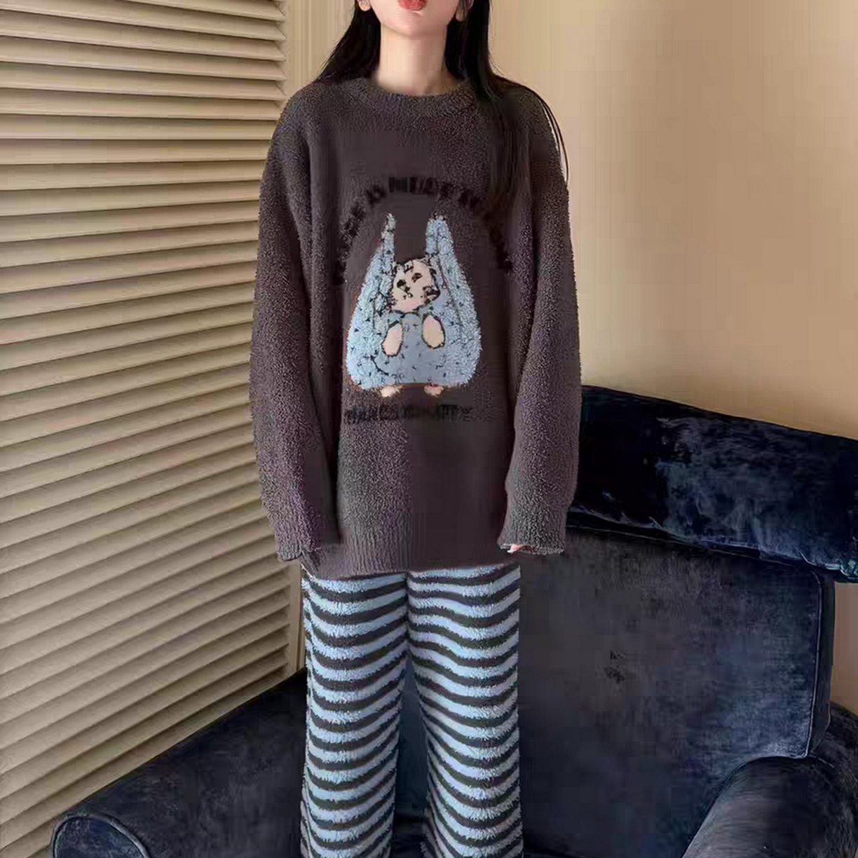 （总）妍景家居生活馆 2025新款软绵绵-手拎袋条纹猫咪深灰