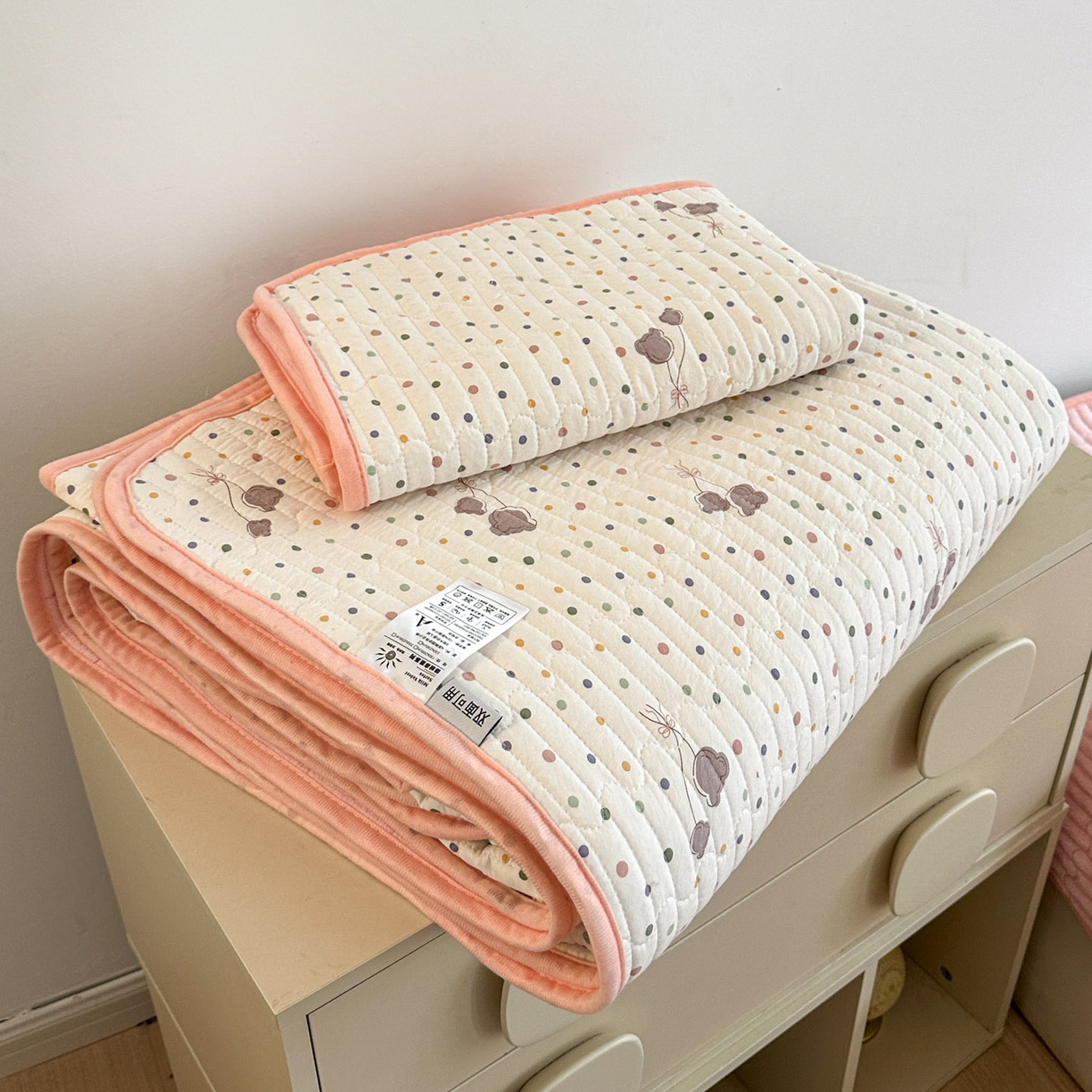 91家纺网 家纺一手货源 找家纺 （总）金梦拉家纺 2025新款A类加厚棉绒牛奶绒床盖系列三件套