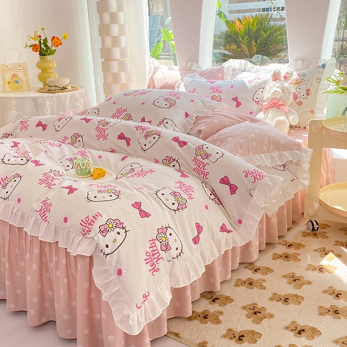 91家纺网 家纺一手货源 找家纺 玉元坊 2025新款全棉纯棉凯蒂猫白花边款式四件套 雏菊kt 花边款