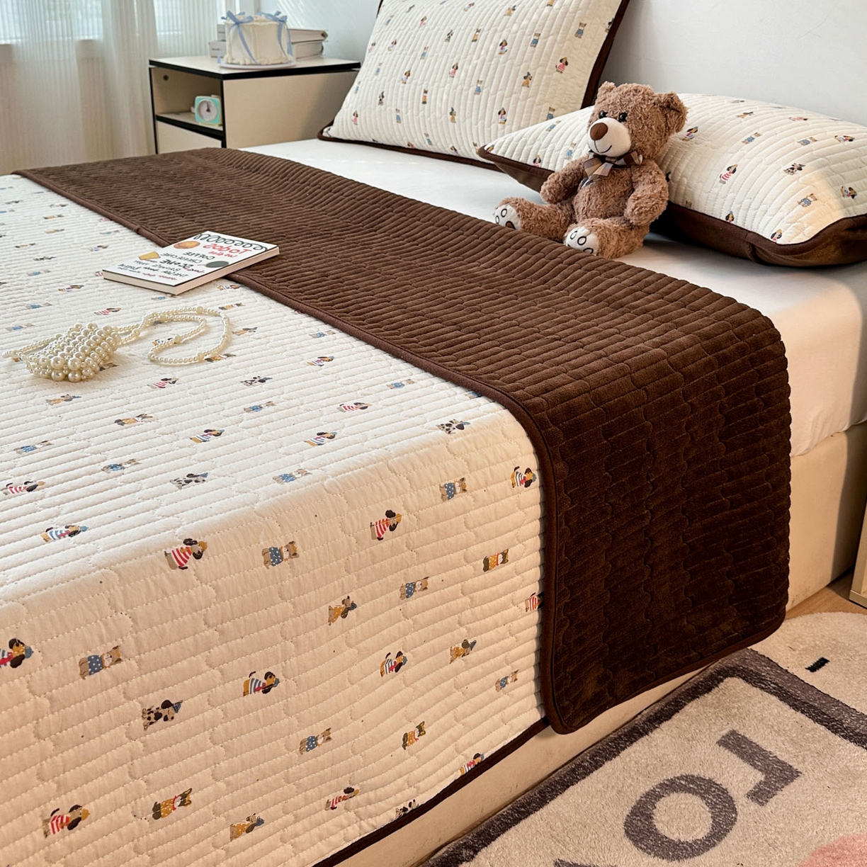 91家纺网 家纺一手货源 找家纺 金梦拉家纺 2025新款A类加厚棉绒牛奶绒床盖系列三件套 萌趣