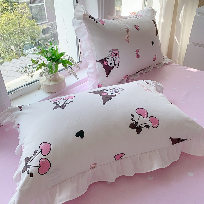 91家纺网 家纺一手货源 找家纺 玉元坊 2025新款全棉纯棉库洛米白花边款式四件套 樱桃库洛米【花边款】