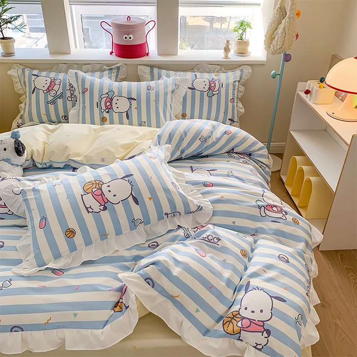 91家纺网 家纺一手货源 找家纺 玉元坊 2025新款全棉纯棉帕恰狗和布丁狗白花边款四件套 条纹帕恰狗【花边款式】