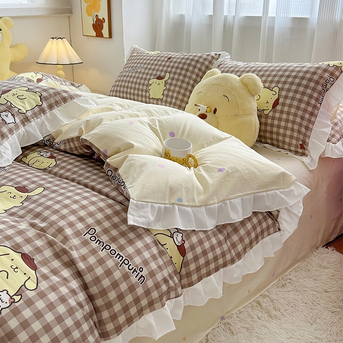 91家纺网 家纺一手货源 找家纺 玉元坊 2025新款全棉纯棉帕恰狗和布丁狗白花边款四件套 可可布丁狗-白花边款