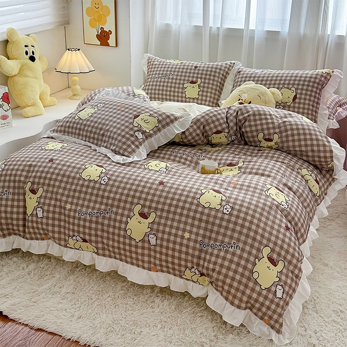 91家纺网 家纺一手货源 找家纺 玉元坊 2025新款全棉纯棉帕恰狗和布丁狗白花边款四件套 可可布丁狗-白花边款