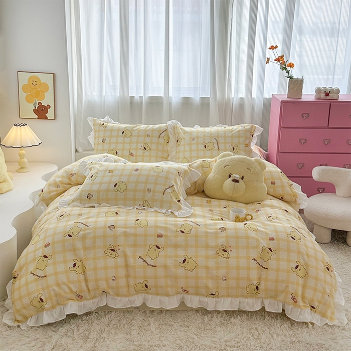 91家纺网 家纺一手货源 找家纺 玉元坊 2025新款全棉纯棉帕恰狗和布丁狗白花边款四件套 焦糖布丁狗-白花边款