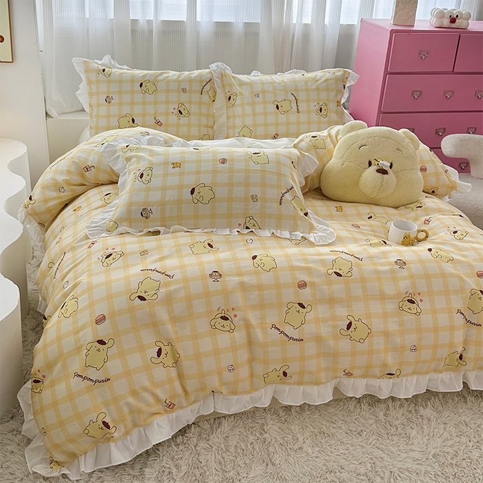 91家纺网 家纺一手货源 找家纺 玉元坊 2025新款全棉纯棉帕恰狗和布丁狗白花边款四件套 焦糖布丁狗-白花边款