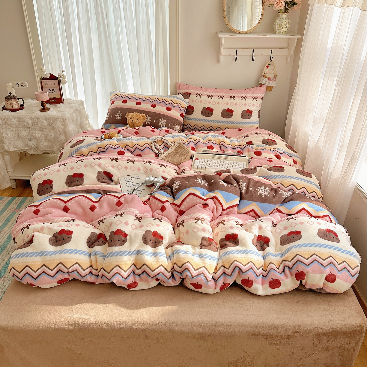 91家纺网 家纺一手货源 找家纺 （总）桃子家居 2025新款A类ins圣诞新年费尔岛秋冬限定款加厚牛奶绒系列四件套