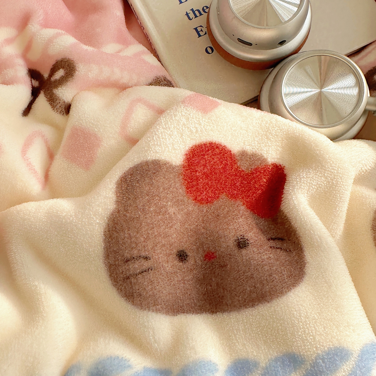 91家纺网 家纺一手货源 找家纺 （总）桃子家居 2025新款A类ins圣诞新年费尔岛秋冬限定款加厚牛奶绒系列四件套