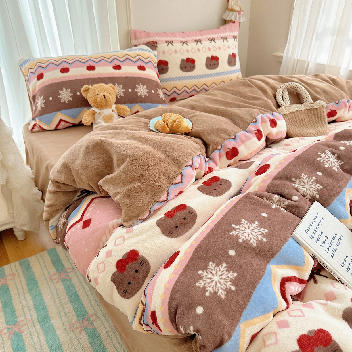 91家纺网 家纺一手货源 找家纺 （总）桃子家居 2025新款A类ins圣诞新年费尔岛秋冬限定款加厚牛奶绒系列四件套