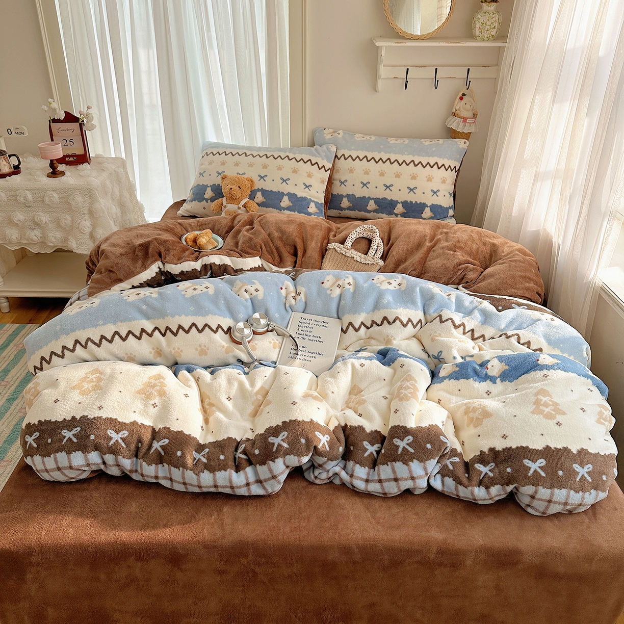 91家纺网 家纺一手货源 找家纺 （总）桃子家居 2025新款A类ins圣诞新年费尔岛秋冬限定款加厚牛奶绒系列四件套