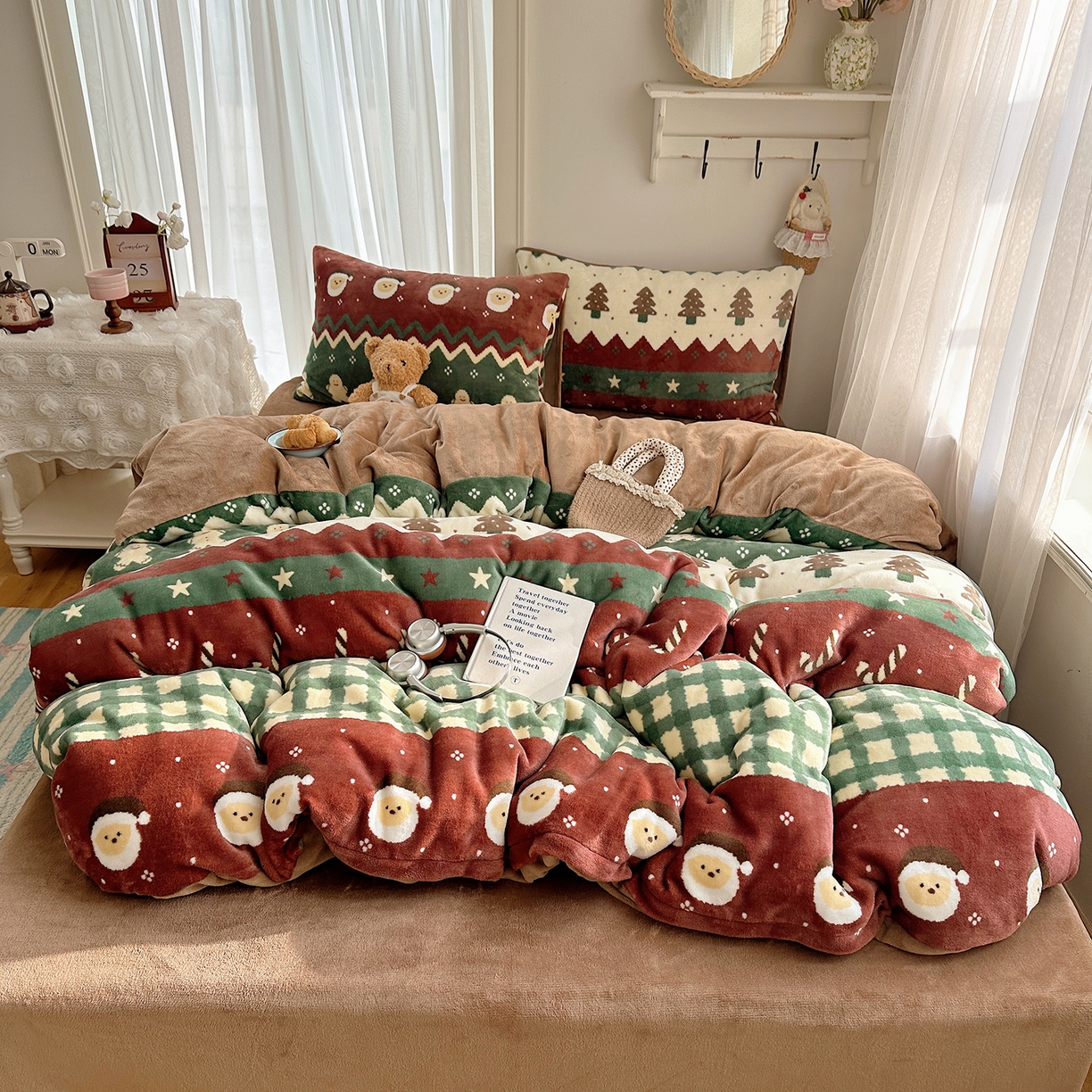 91家纺网 家纺一手货源 找家纺 （总）桃子家居 2025新款A类ins圣诞新年费尔岛秋冬限定款加厚牛奶绒系列四件套