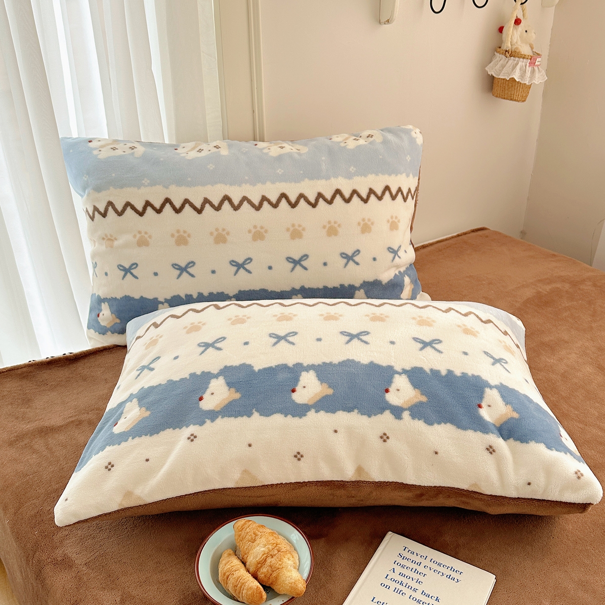 91家纺网 家纺一手货源 找家纺 桃子家居 2025新款A类ins圣诞新年费尔岛秋冬限定款加厚牛奶绒系列四件套 绒-费尔岛小狗