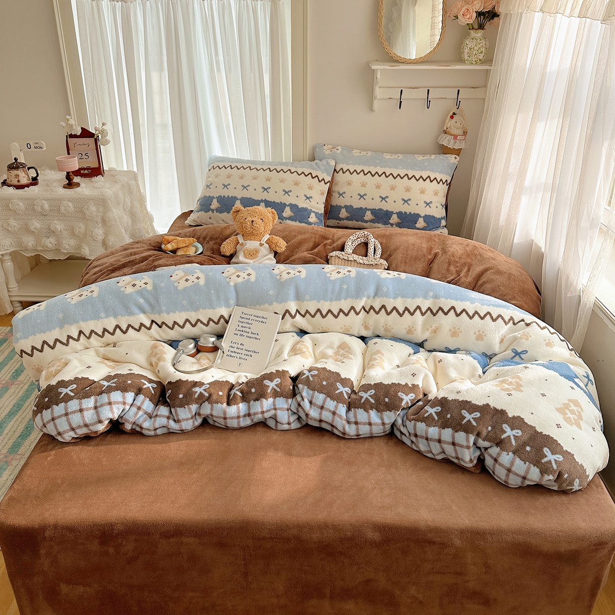 91家纺网 家纺一手货源 找家纺 桃子家居 2025新款A类ins圣诞新年费尔岛秋冬限定款加厚牛奶绒系列四件套 绒-费尔岛小狗