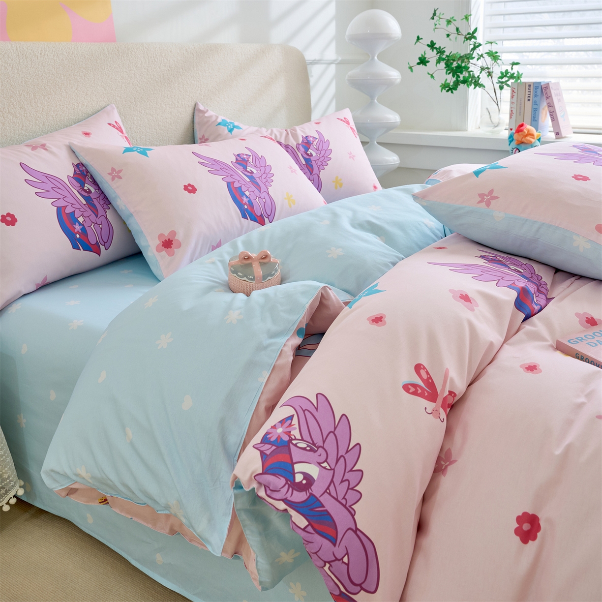 91家纺网 家纺一手货源 找家纺 （总）百利卡通（原迪士尼家纺） 2025新款小马宝莉全棉纯棉数码印花圆网四件套