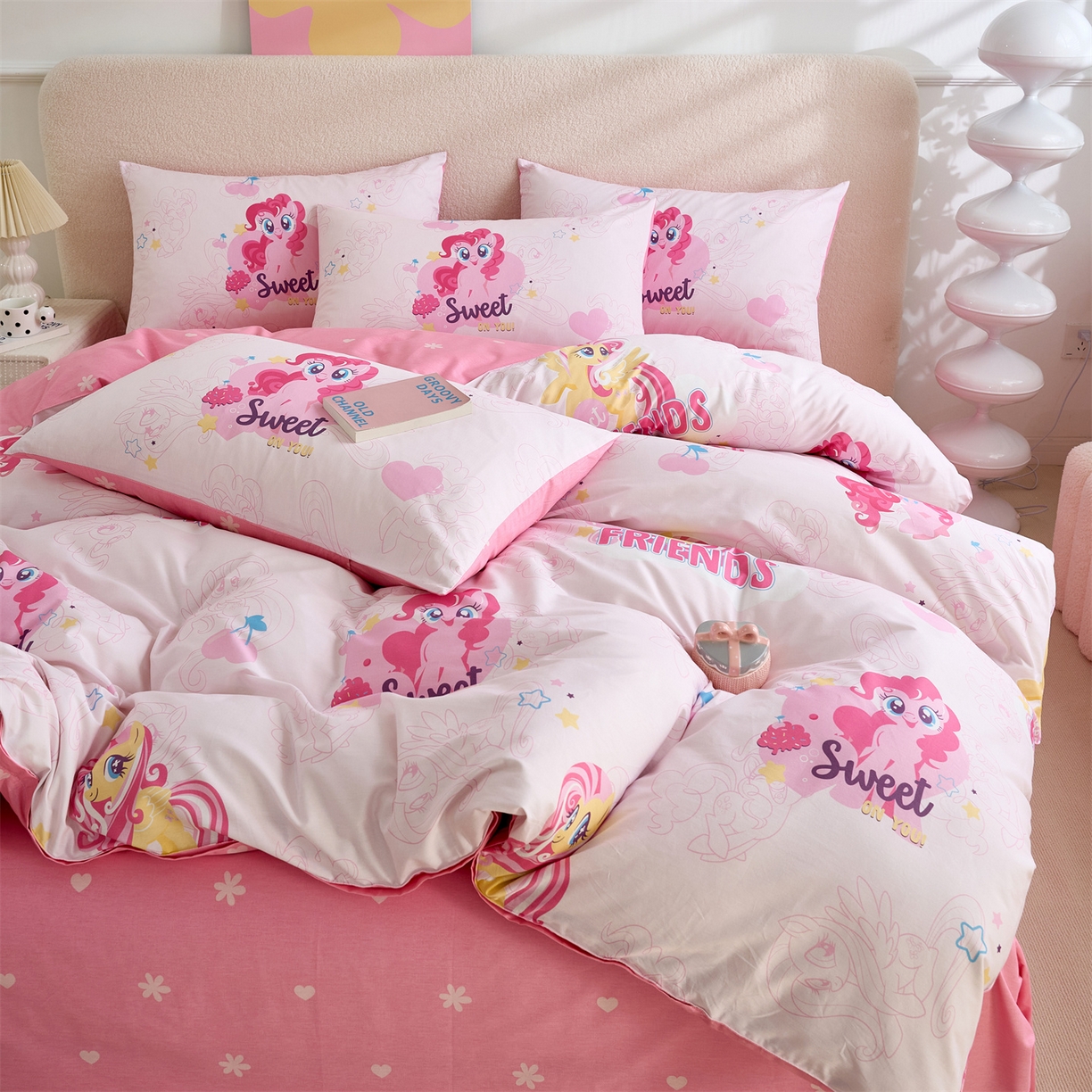 91家纺网 家纺一手货源 找家纺 百利卡通（原迪士尼家纺） 2025新款小马宝莉全棉纯棉数码印花圆网四件套 开心碧琪