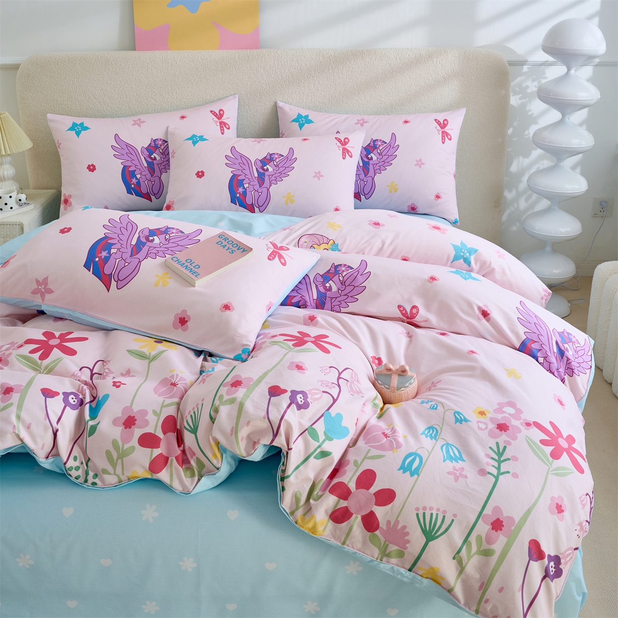 91家纺网 家纺一手货源 找家纺 百利卡通（原迪士尼家纺） 2025新款小马宝莉全棉纯棉数码印花圆网四件套 春天紫悦