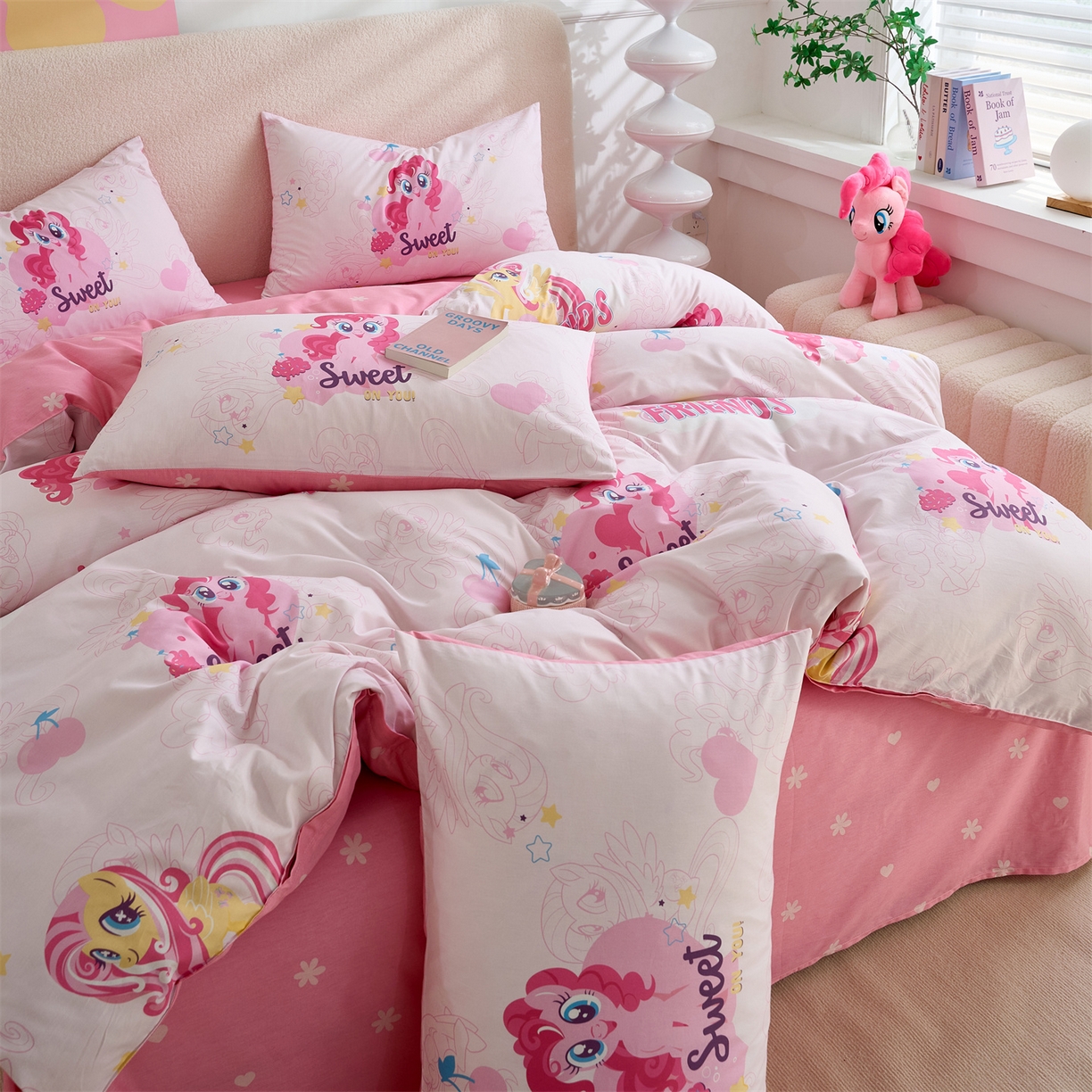 91家纺网 家纺一手货源 找家纺 百利卡通（原迪士尼家纺） 2025新款小马宝莉全棉纯棉数码印花圆网四件套 开心碧琪