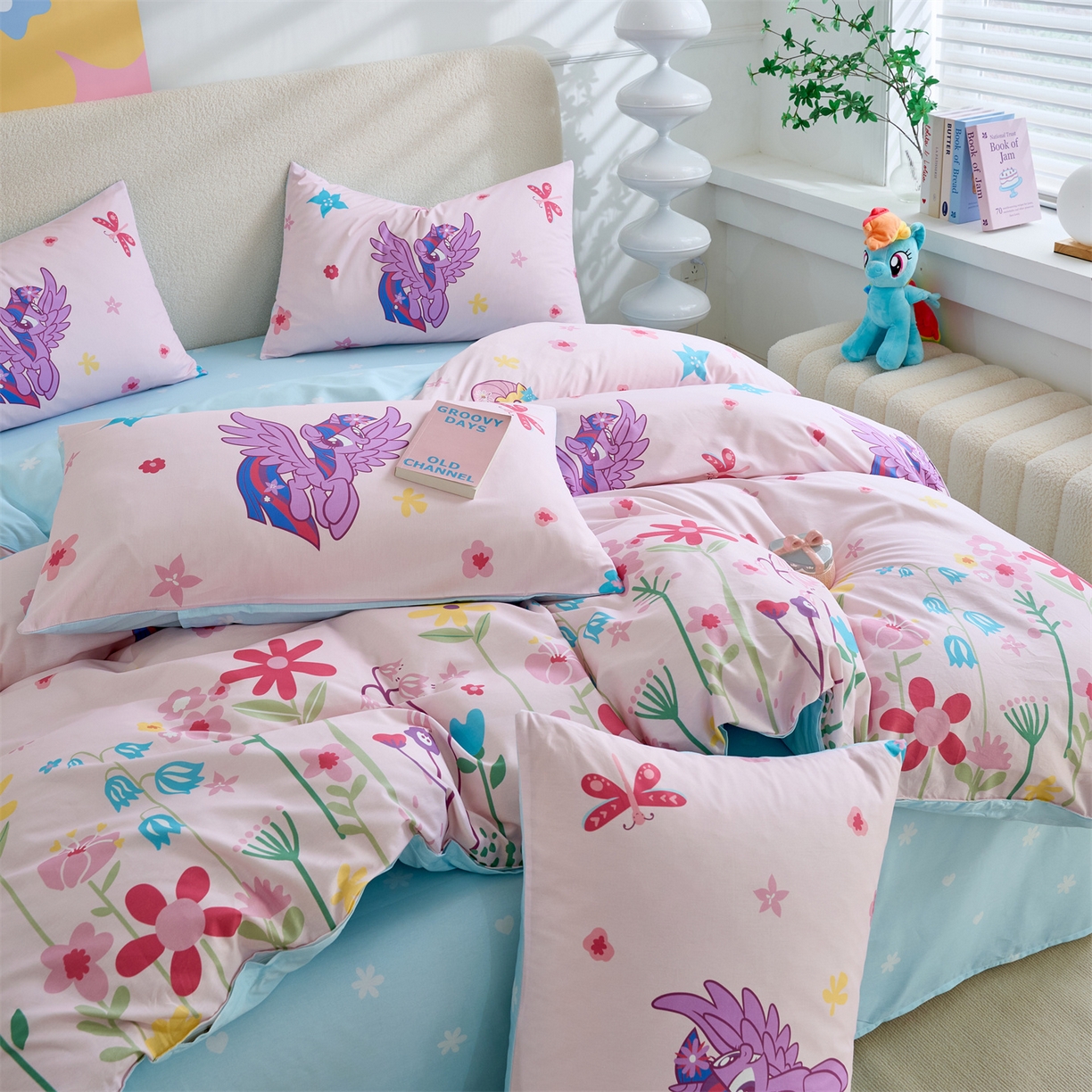 91家纺网 家纺一手货源 找家纺 百利卡通（原迪士尼家纺） 2025新款小马宝莉全棉纯棉数码印花圆网四件套 春天紫悦