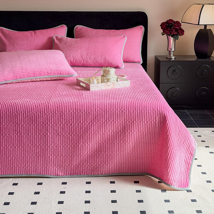 鑫喜莱家纺 2025新款宝宝绒纯色床盖单件床褥垫软床垫床盖三件套 桃粉