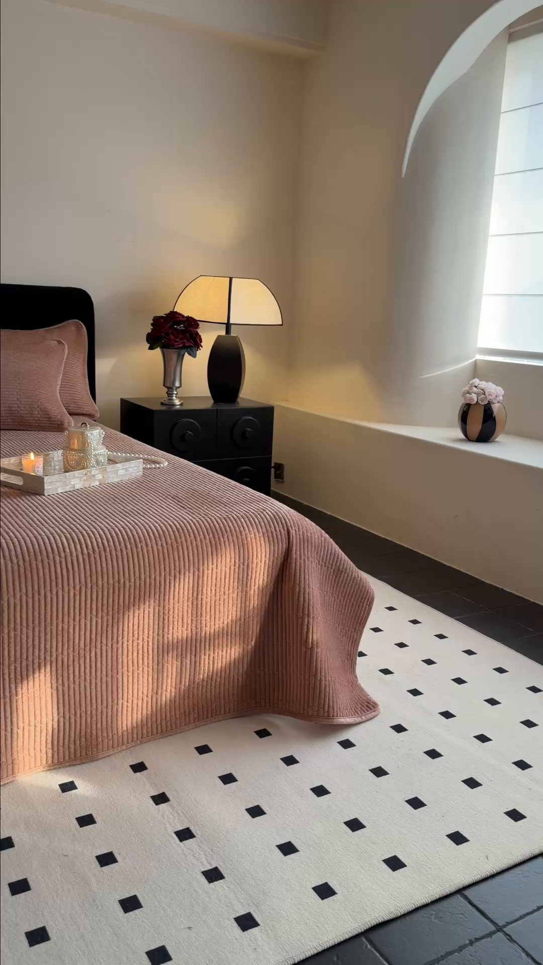 91家纺网 家纺一手货源 找家纺 鑫喜莱家纺 2025新款宝宝绒纯色床盖单件床褥垫软床垫床盖三件套 卡其