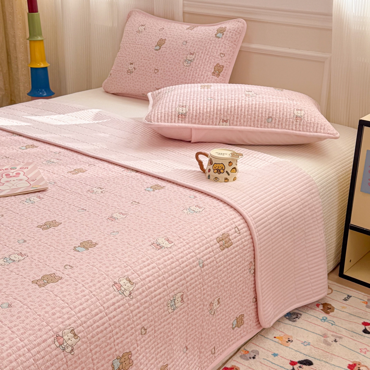 91家纺网 家纺一手货源 找家纺 简宜家居（朝初家纺） 2025新款A面100%全棉B面宝宝绒棉绒包边床盖正反两用 豹纹-粉