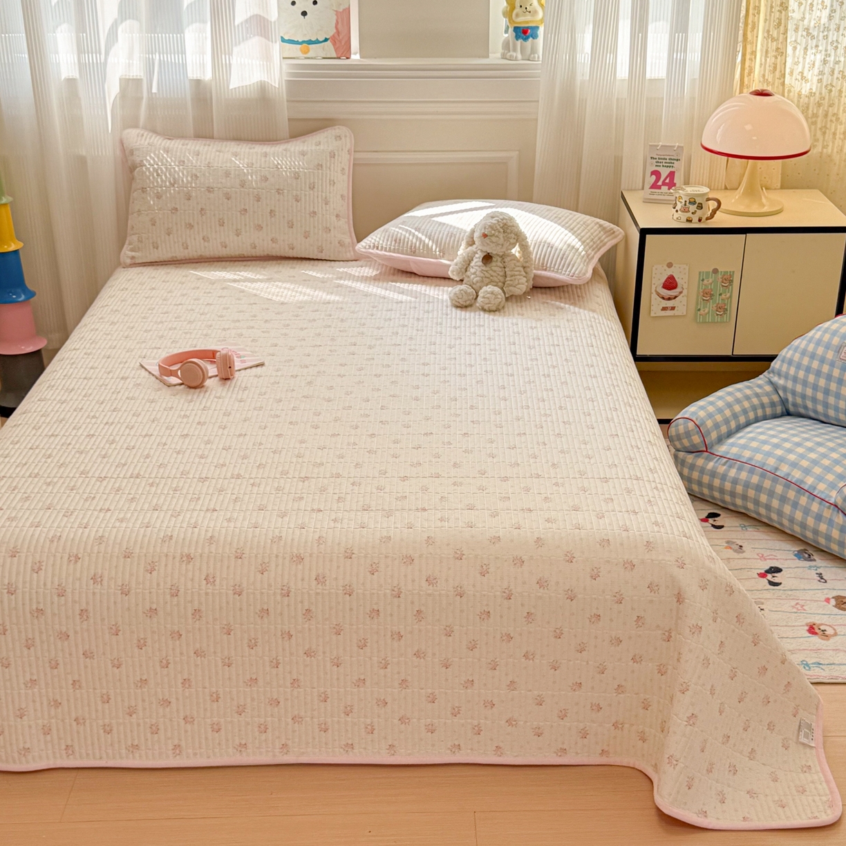 91家纺网 家纺一手货源 找家纺 简宜家居（朝初家纺） 2025新款A面100%全棉B面宝宝绒棉绒包边床盖正反两用 粉蕊花