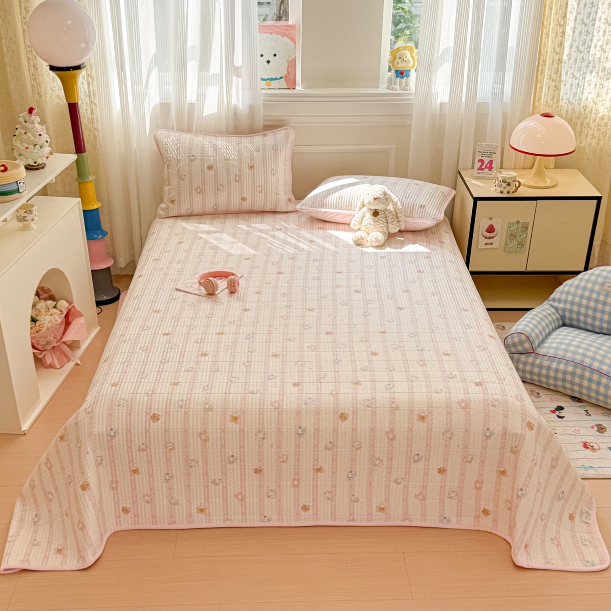 91家纺网 家纺一手货源 找家纺 简宜家居（朝初家纺） 2025新款A面100%全棉B面宝宝绒棉绒包边床盖正反两用 粉条喵团