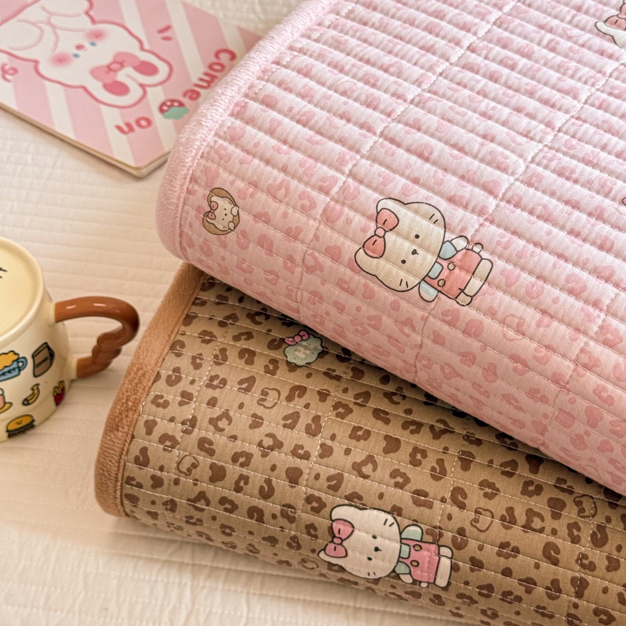 91家纺网 家纺一手货源 找家纺 简宜家居（朝初家纺） 2025新款A面100%全棉B面宝宝绒棉绒包边床盖正反两用 组合图仅供展示不可下单