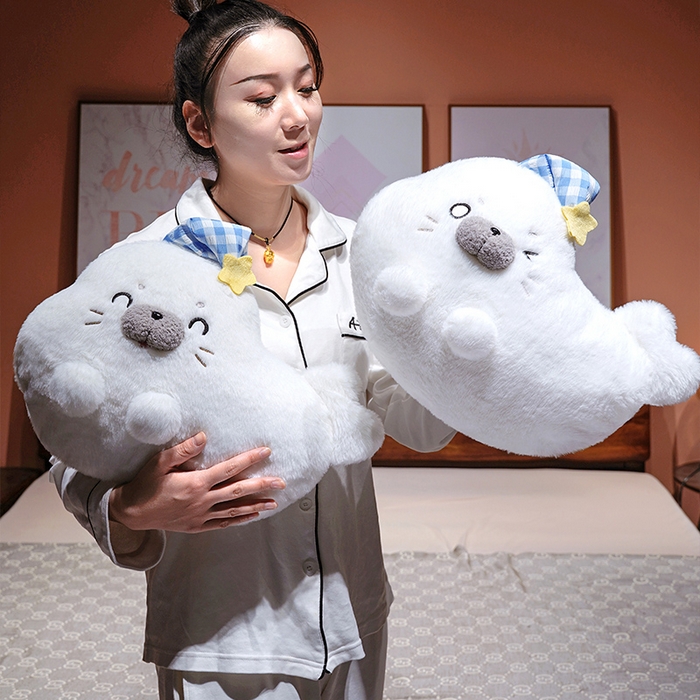 91家纺网 家纺一手货源 找家纺 （总）仟亿莱 2025新款萌萌海豹三用抱枕毯