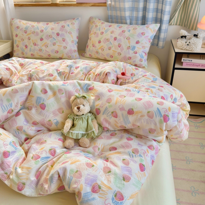 91家纺网 家纺一手货源 找家纺 曼之夏 2025新款全棉纯棉双层印花四件套 缤纷草莓