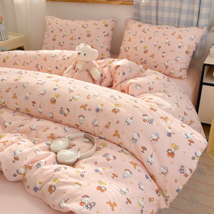 91家纺网 家纺一手货源 找家纺 曼之夏 2025新款全棉纯棉双层印花四件套 快乐凯蒂