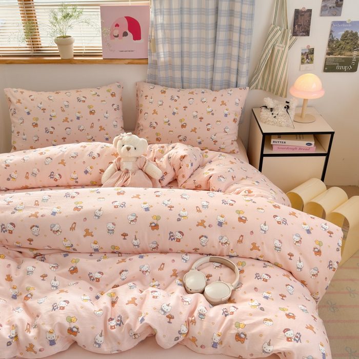 91家纺网 家纺一手货源 找家纺 曼之夏 2025新款全棉纯棉双层印花四件套 快乐凯蒂