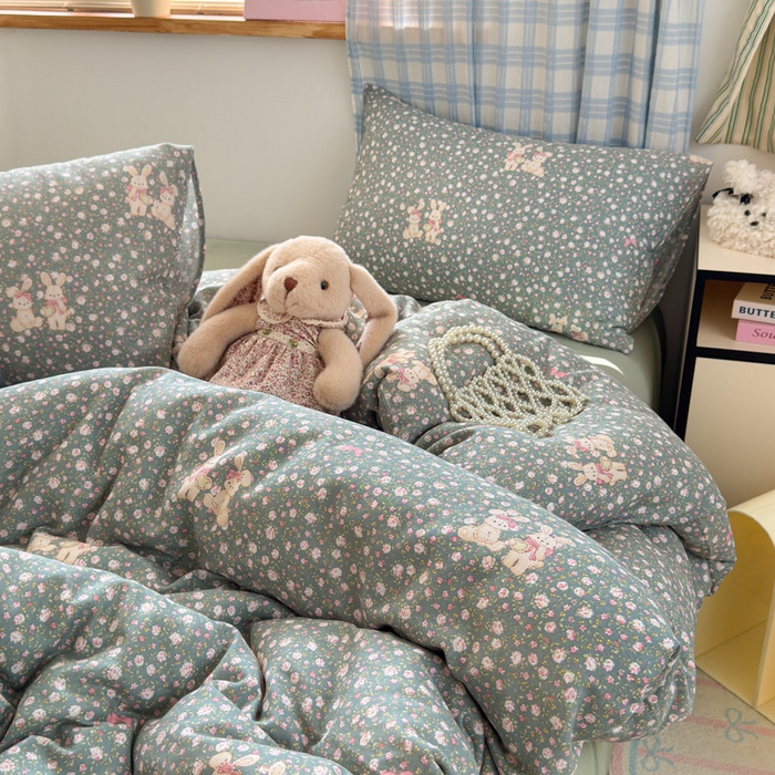 91家纺网 家纺一手货源 找家纺 曼之夏 2025新款全棉纯棉双层印花四件套 萌萌兔