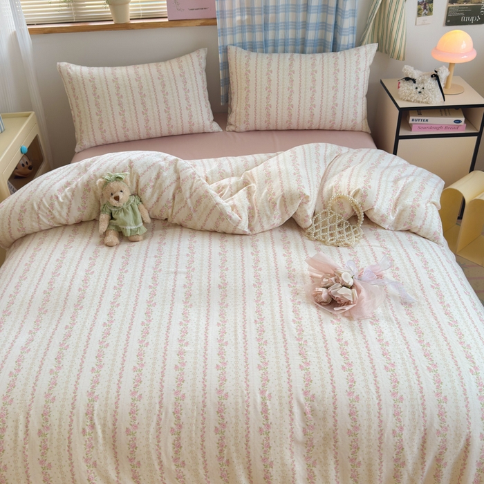 91家纺网 家纺一手货源 找家纺 曼之夏 2025新款全棉纯棉双层印花四件套 亭亭玉立