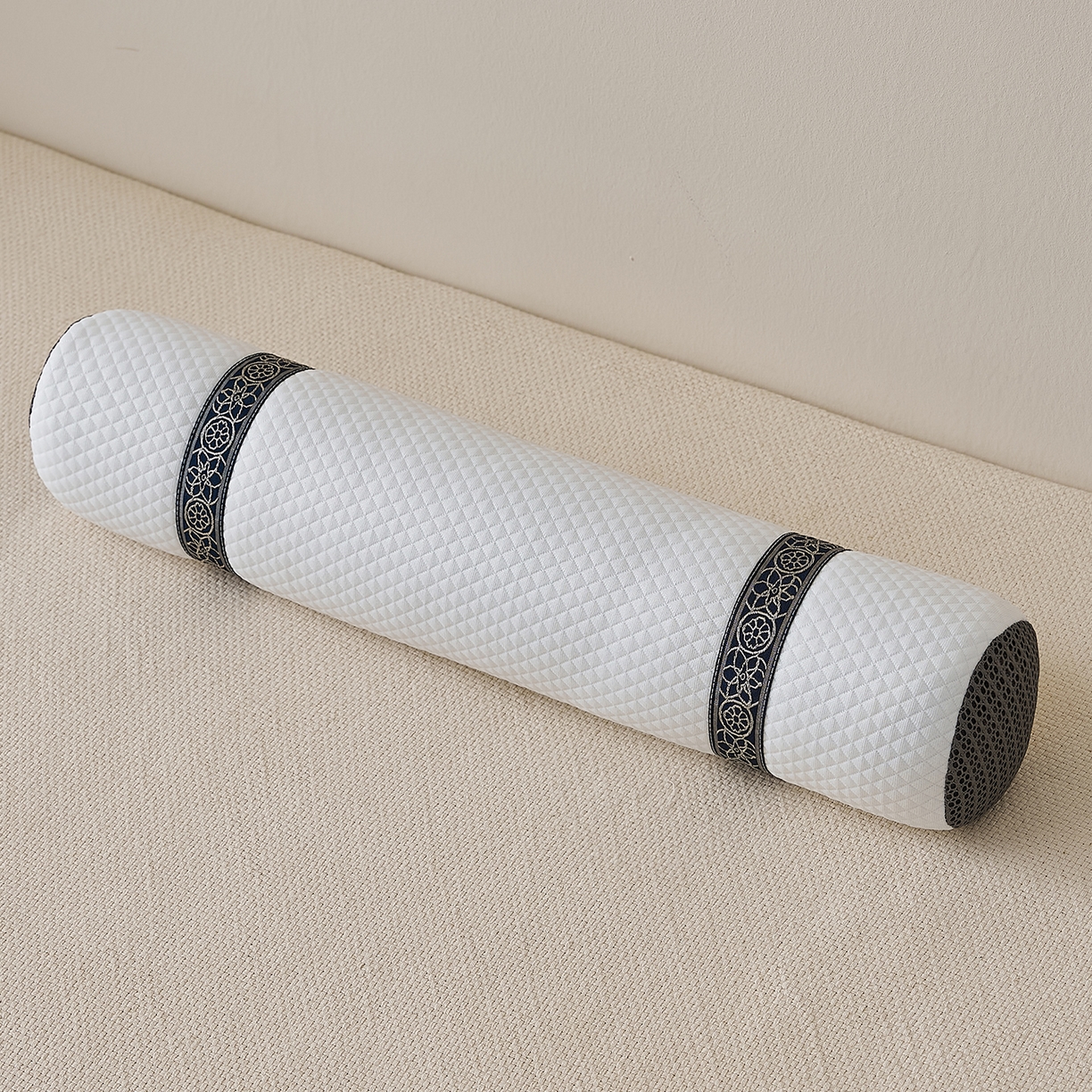 91家纺网 家纺一手货源 找家纺 （总）乐可 2025新款科技护颈圆柱枕枕头枕芯