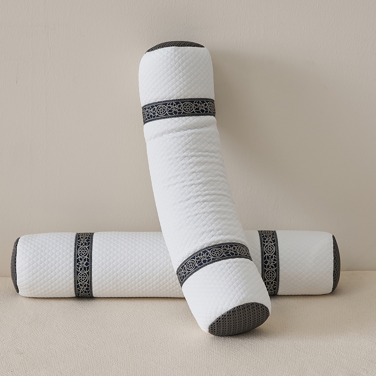 91家纺网 家纺一手货源 找家纺 （总）乐可 2025新款科技护颈圆柱枕枕头枕芯