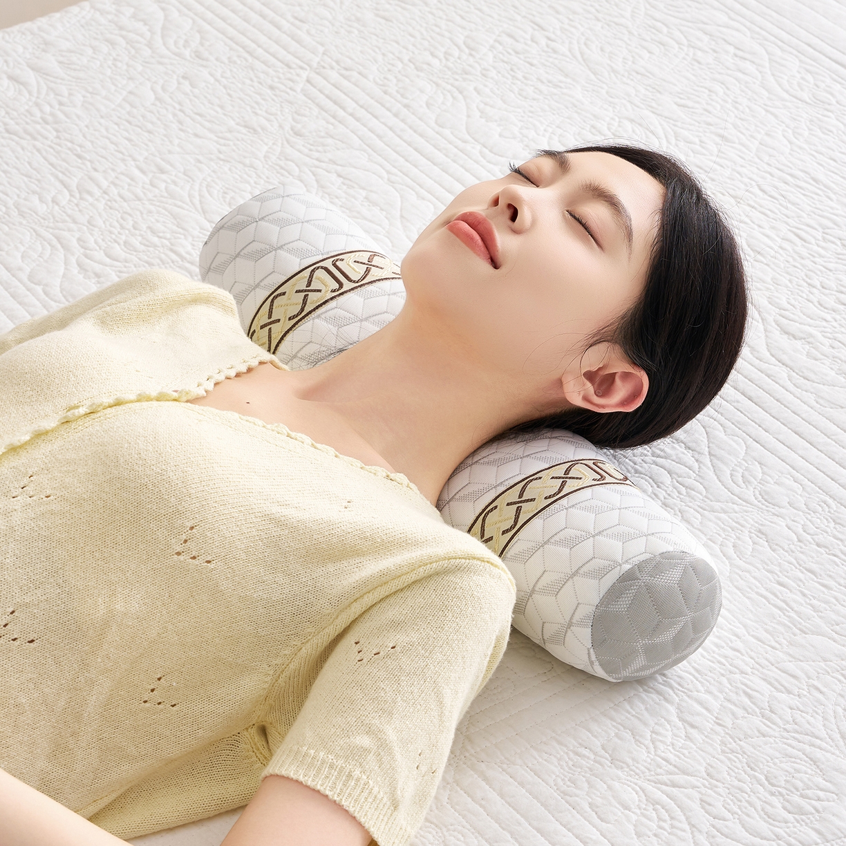 91家纺网 家纺一手货源 找家纺 乐可 2025新款科技护颈圆柱枕枕头枕芯 科技护颈圆柱枕-科技白