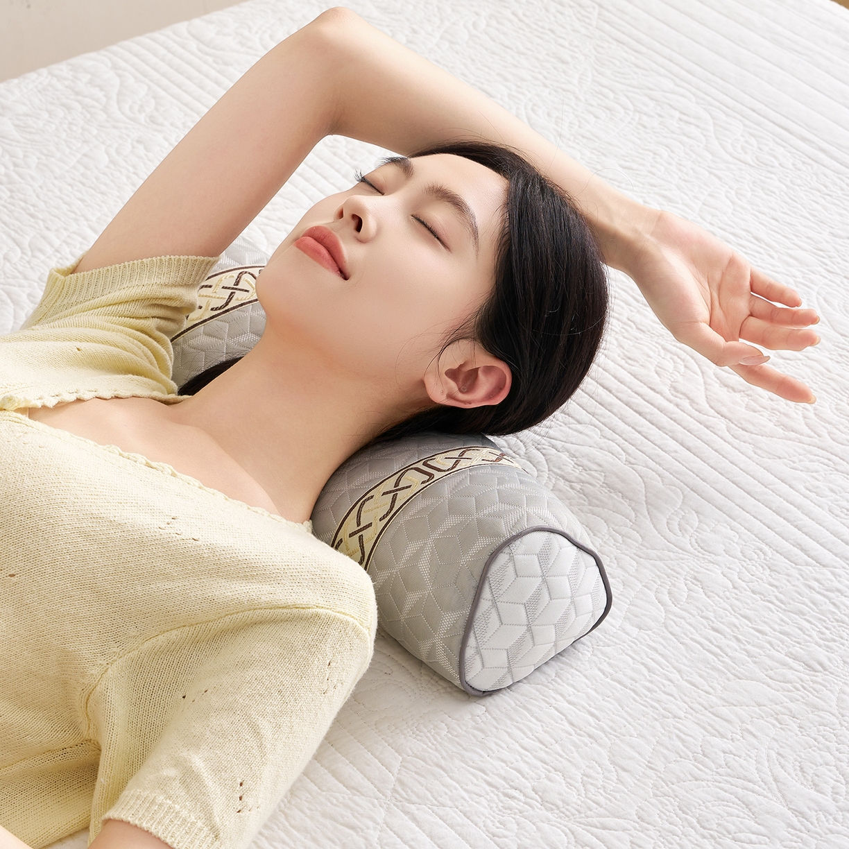 91家纺网 家纺一手货源 找家纺 乐可 2025新款科技三角护颈枕枕头枕芯 科技三角护颈枕-科技灰